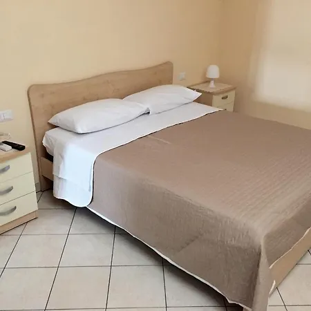 فندق مبيت وإفطار L'angolo